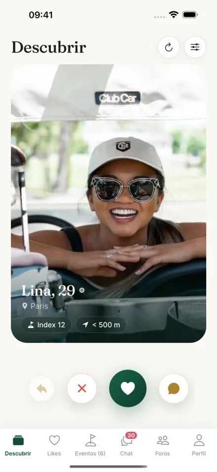 Pantalla de descubrimiento y swipe de la app Par2